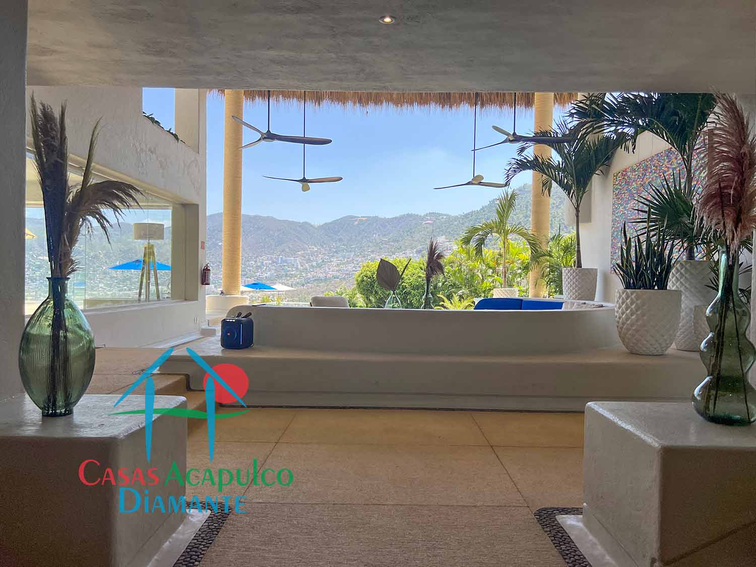 Villa Sahasrara - Sala principal 2 Villa Sahasrara - Sala principal 2